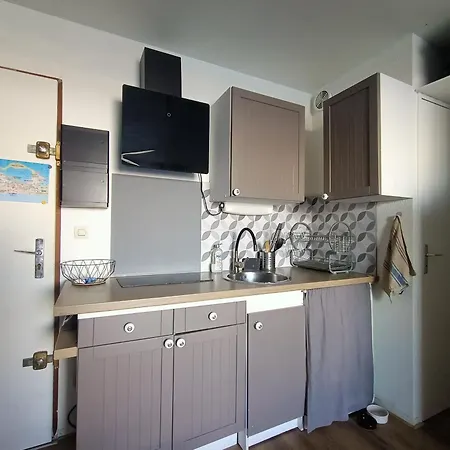 Coquet T2 Familial Avec Loggia Et Parking, Vue - Fr-1-799-50 Apartamento Le Barcarès